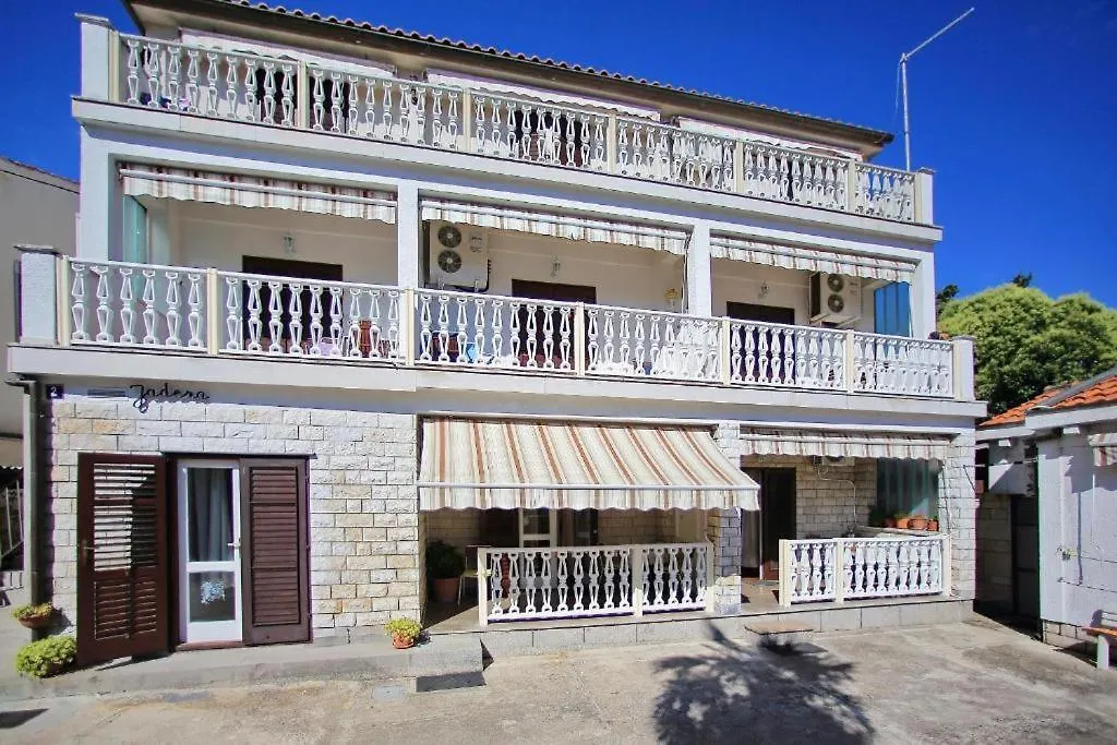 Guest House Villa Jadera Zadar 3*,
