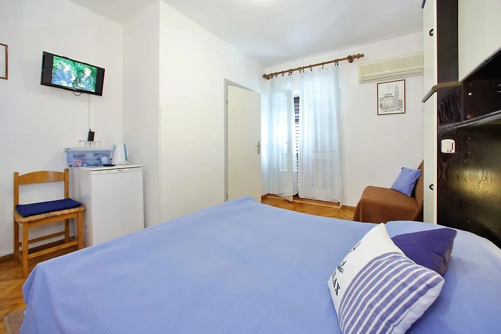 Guest House Villa Jadera Zadar 3*,